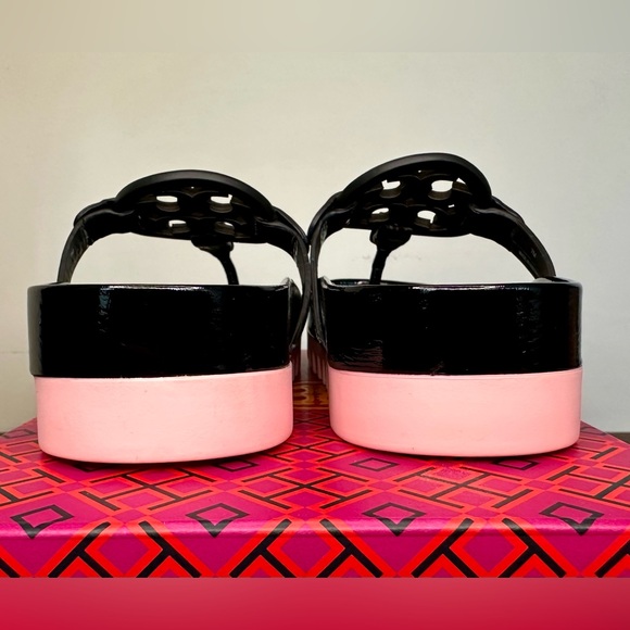 New Tory Burch Miller Cloud Lug Soft Patent Leather Sandal Size 7 Black/Petunia - Picture 6 of 11